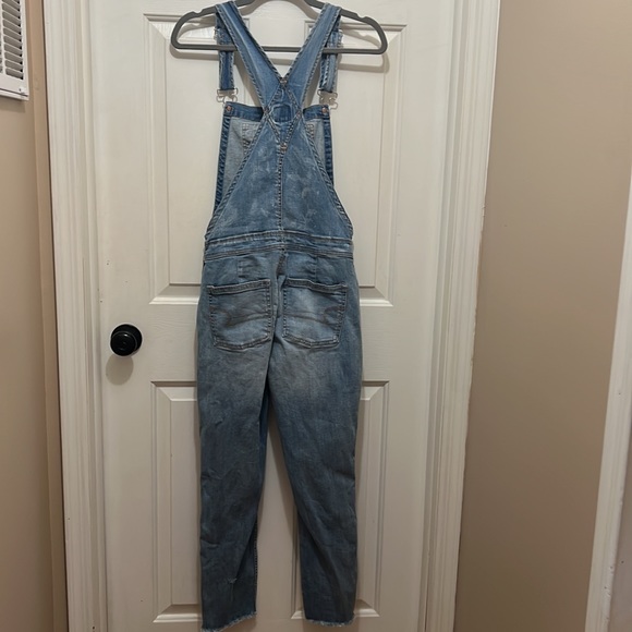 American Eagle Distressed overalls - Picture 2 of 5
